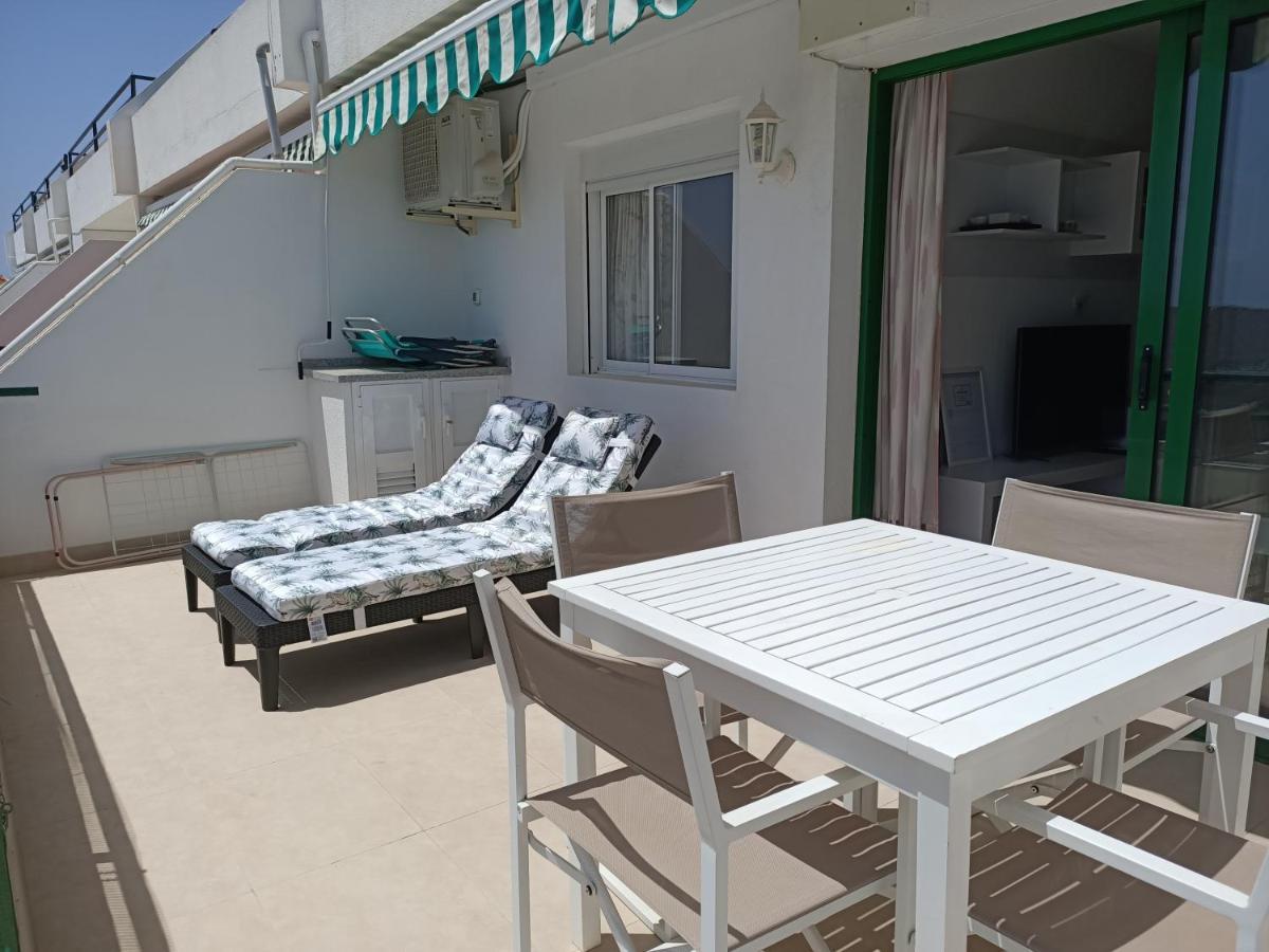 Horizon Views - Excellent Location With Ocean View Apartment *